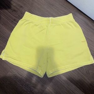 Aritzia TNA Cozy Fleece Shorts